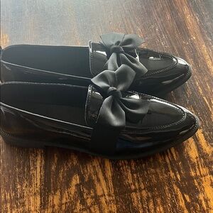 SHEIN Black Patent Bow Loafers